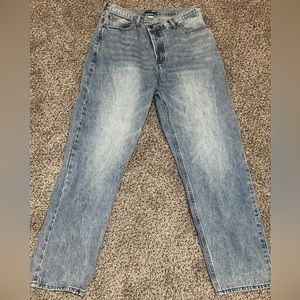 Crossover Straight Leg Jeans - Light Blue Wash